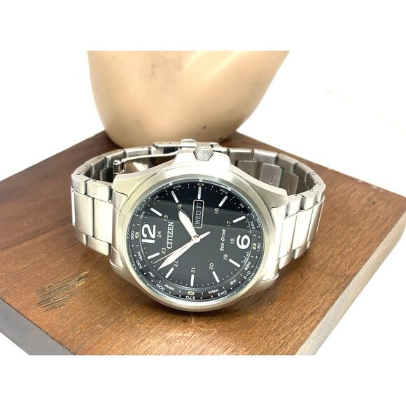 Citizen Men's Watch AW0110-58E Eco Drive Black Dial Day Date Silver Steel 44mm - Picture 9 of 15